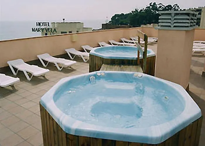 Blanco Y Negro Hotell 3*