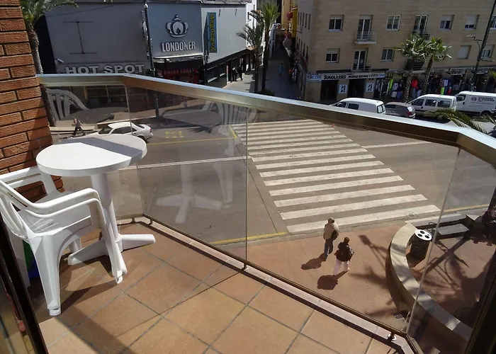 Blanco Y Negro Hotell 3*