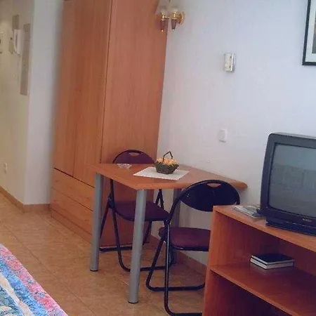 Blanco Y Negro Apartman *