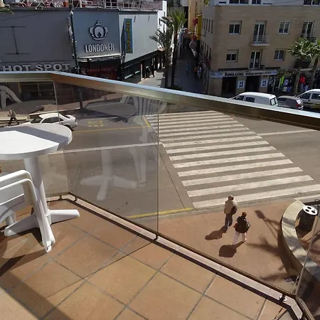 Blanco Y Negro Отель 3*